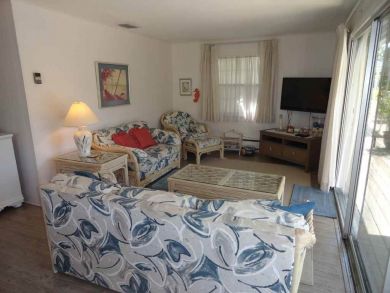 Anna Maria Island Holmes Beach Home 7946